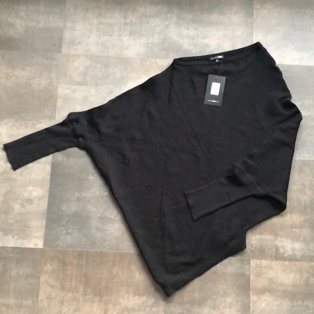 Black batwing Fashion Nova Sweater “Karly Sweater”